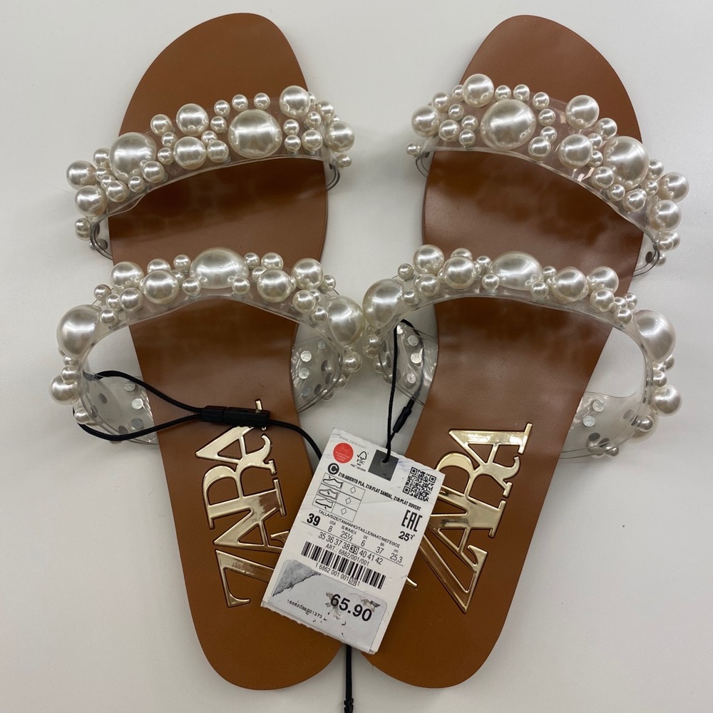 SOLD!! Zara sandals